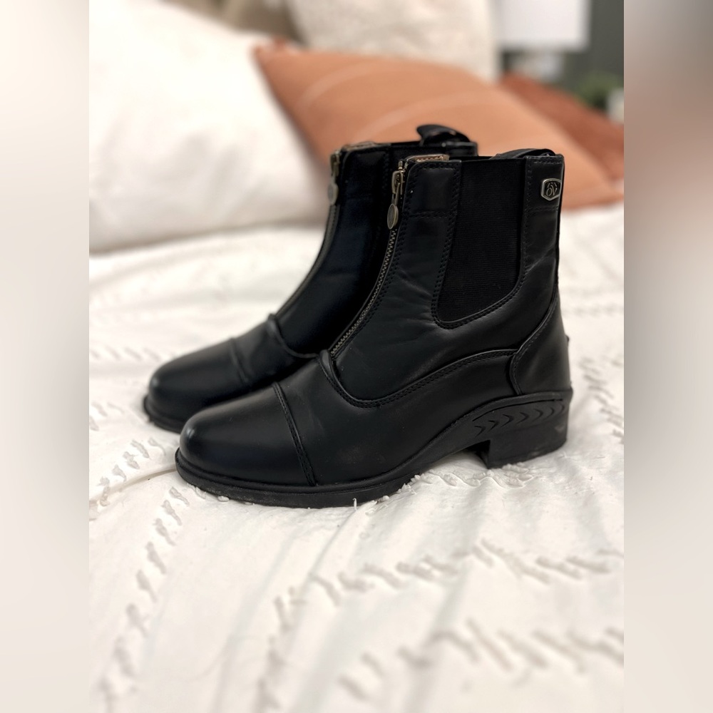 Ovation Quantum Paddock Boots size 6 black leather